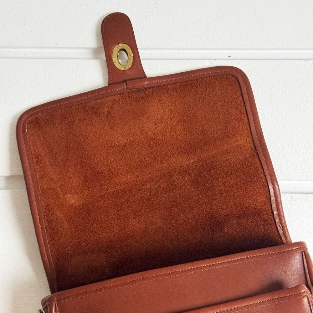 Coach Vintage Station Bag In British Tan Leather With Brass Hardware Style #5130 - Picture 8 of 14